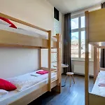 Hotel Meininger Mitte 3*