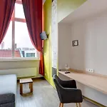 Hotel Meininger Mitte 3*