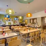 Hotel Meininger Mitte 3*