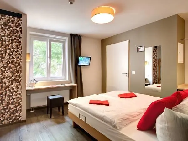 Meininger Mitte Hotel 3*