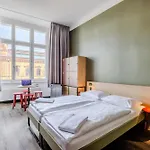 Ξενοδοχείο Meininger Mitte 3*
