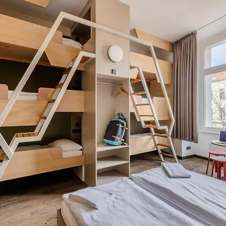 Meininger Mitte 3*