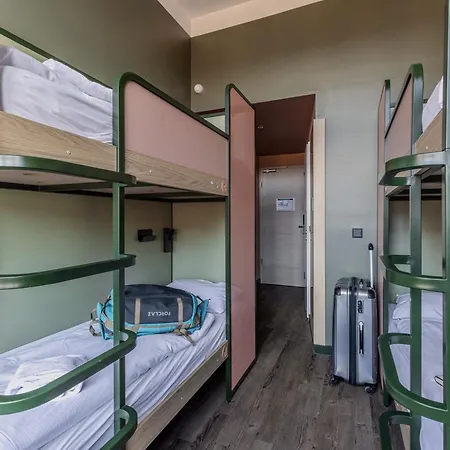 Meininger Mitte Hotell 3*