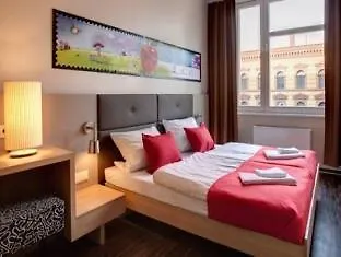 Meininger Mitte Hotel Berlín