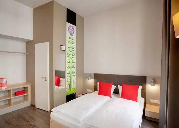 Meininger Mitte Hotel 3*