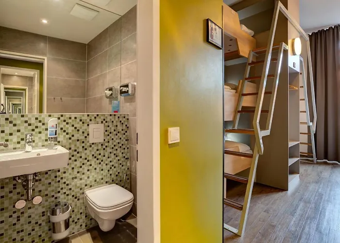 마이닝거 미테 호텔 3*