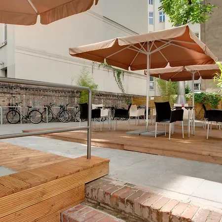 柏林米特梅宁阁酒店 3* 柏林