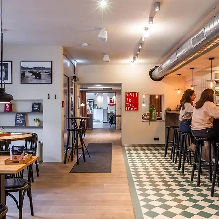 Meininger Mitte Hotel 3*