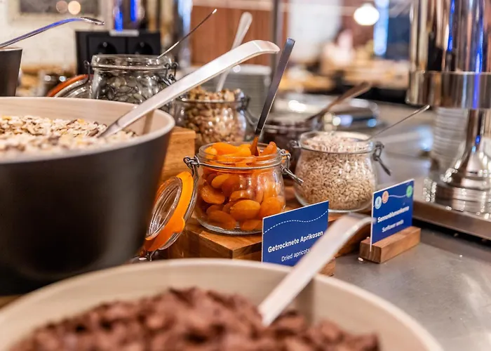 Отель Meininger Mitte